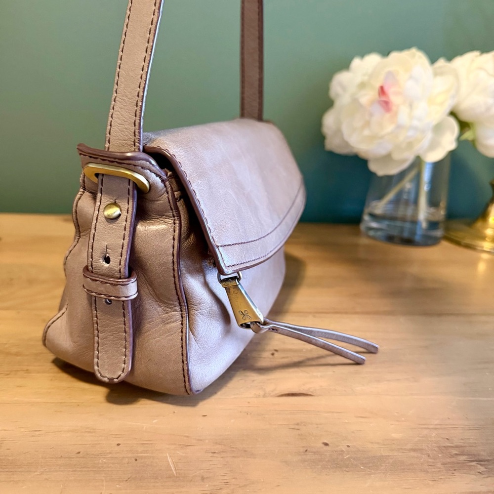 HOBO Taupe Tan Leather Crossbody Bag Soft Foldover Flap Magnetic Closure - Picture 4 of 15